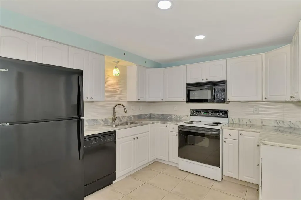 2490 11th Street Englewood FL 34224