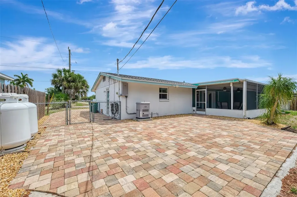 2490 11th Street Englewood FL 34224