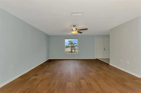 2490 11th Street Englewood FL 34224