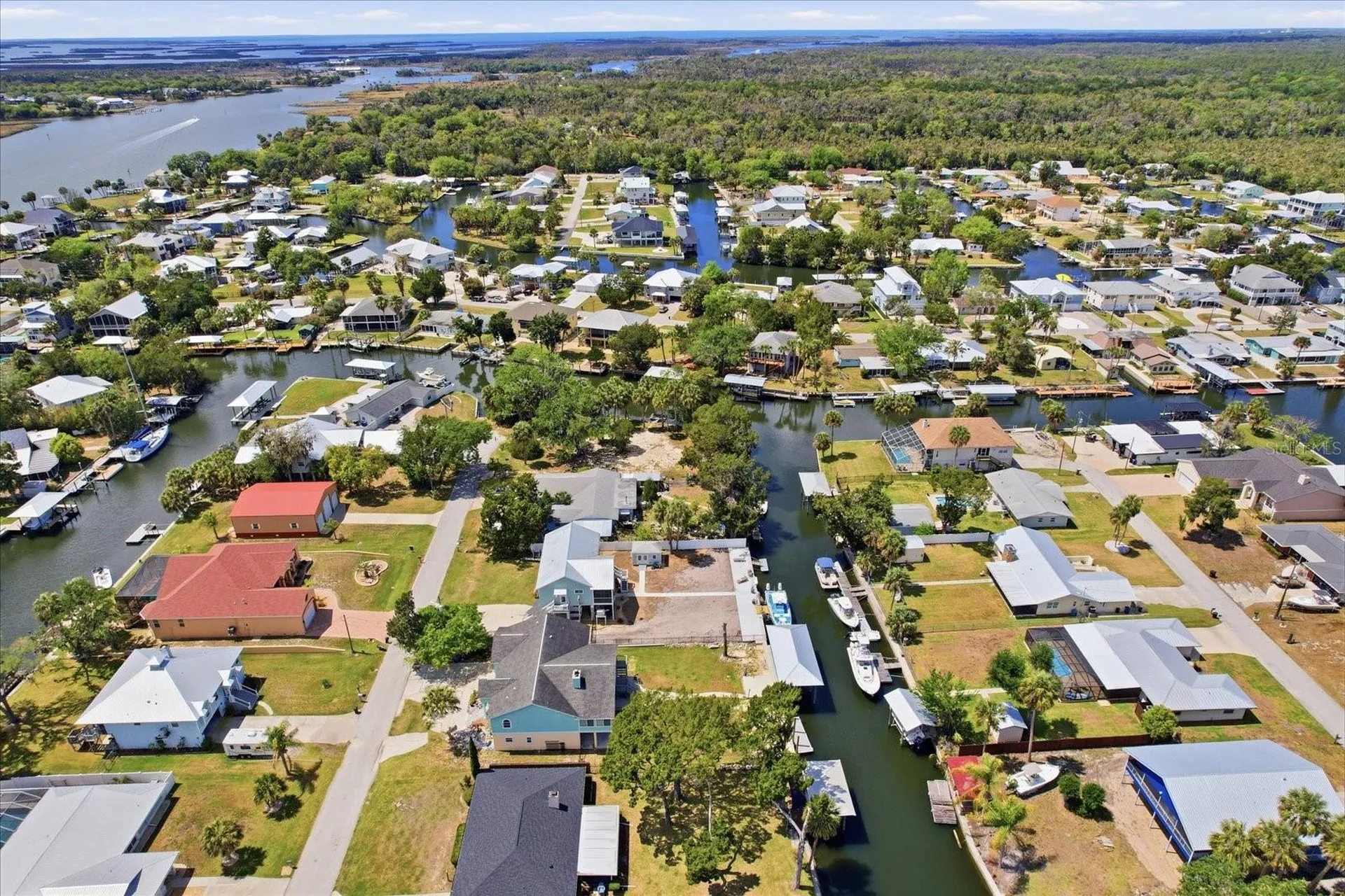 1941 NW 16th Street Crystal River FL 34428