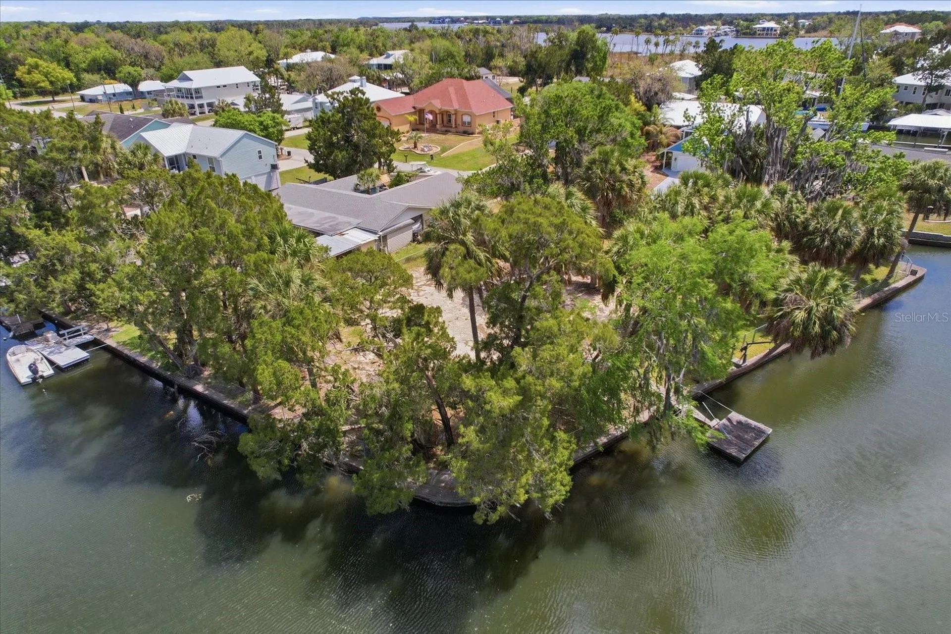 1941 NW 16th Street Crystal River FL 34428