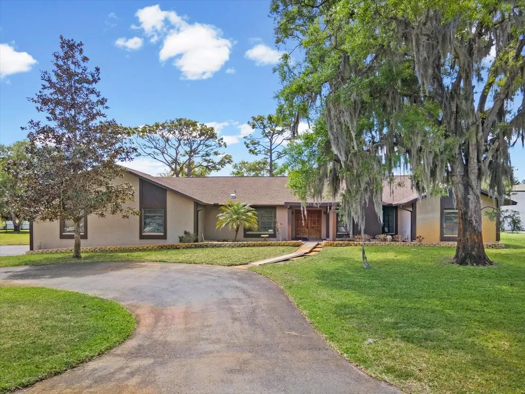 10700 Luscombe Court New Port Richey FL 34654