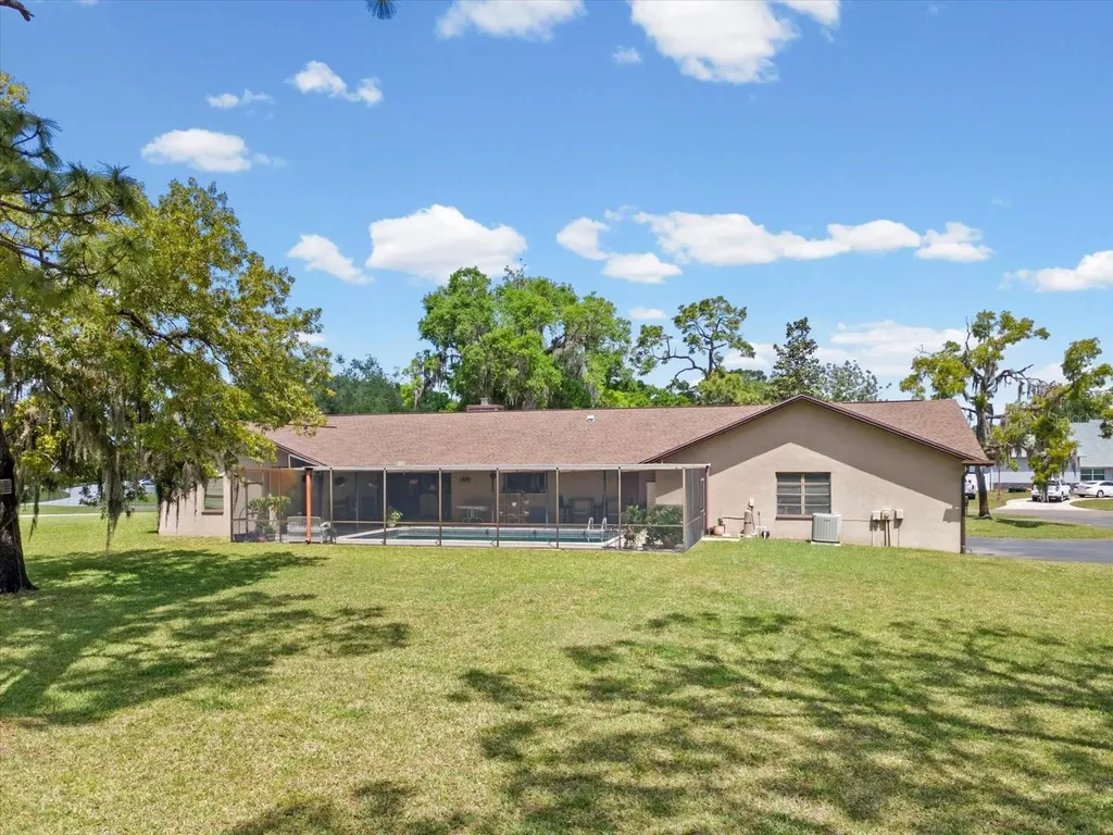 10700 Luscombe Court New Port Richey FL 34654