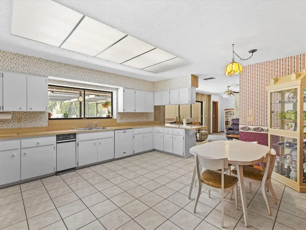 10700 Luscombe Court New Port Richey FL 34654