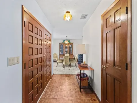 10700 Luscombe Court New Port Richey FL 34654