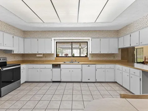 10700 Luscombe Court New Port Richey FL 34654