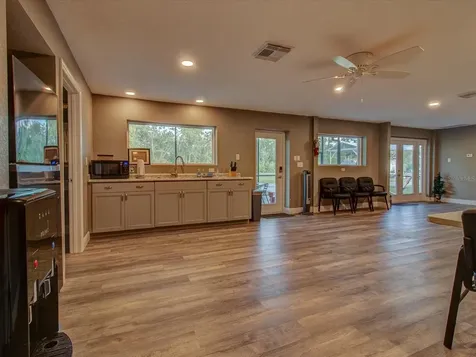 10700 Luscombe Court New Port Richey FL 34654