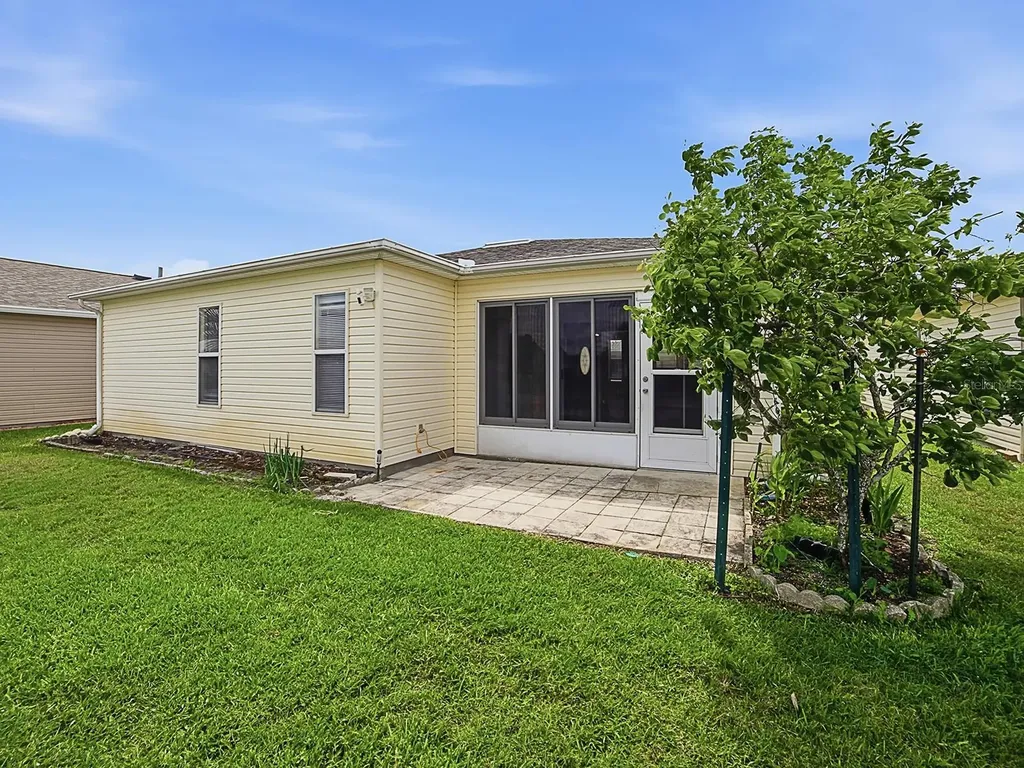 32744 Westwood Loop Leesburg FL 34748