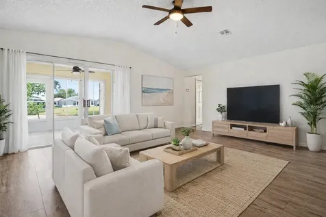 32744 Westwood Loop Leesburg FL 34748