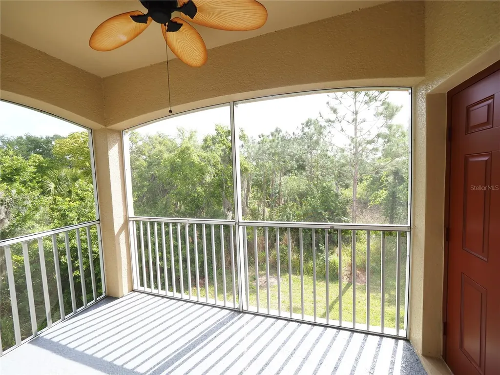 8140 Enclave Way Sarasota FL 34243