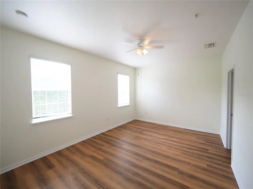 8140 Enclave Way Sarasota FL 34243