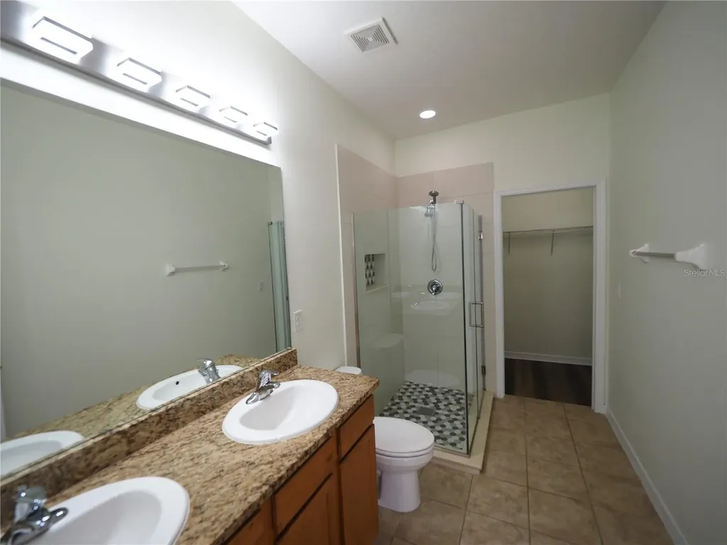 8140 Enclave Way Sarasota FL 34243