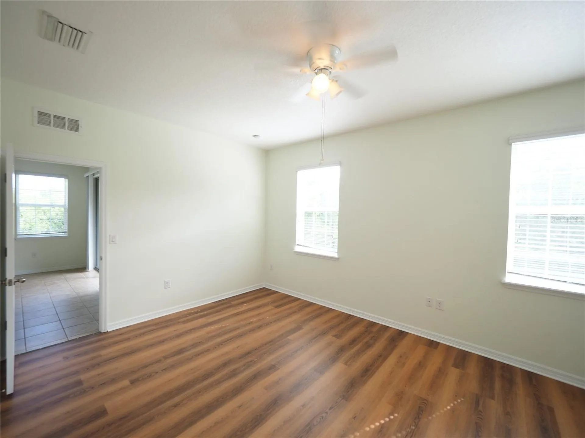 8140 Enclave Way Sarasota FL 34243
