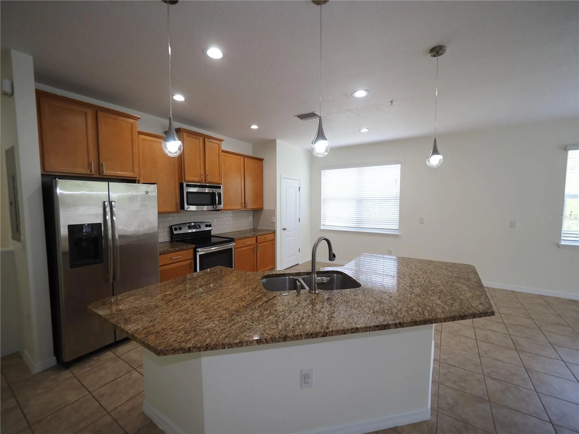 8140 Enclave Way Sarasota FL 34243