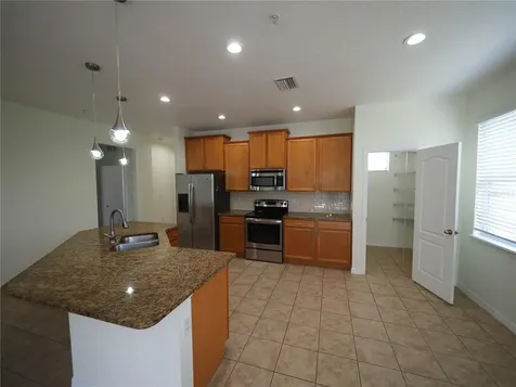8140 Enclave Way Sarasota FL 34243