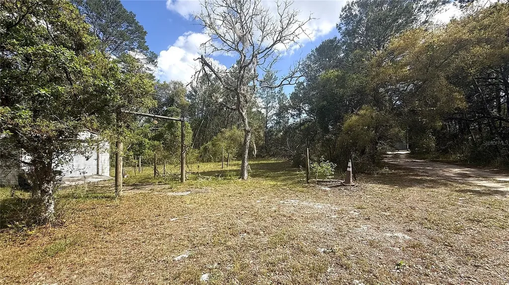 28520 Holly Avenue Paisley FL 32767