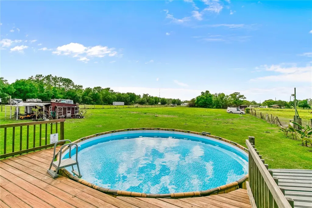 3834 Hixon Avenue St Cloud FL 34772