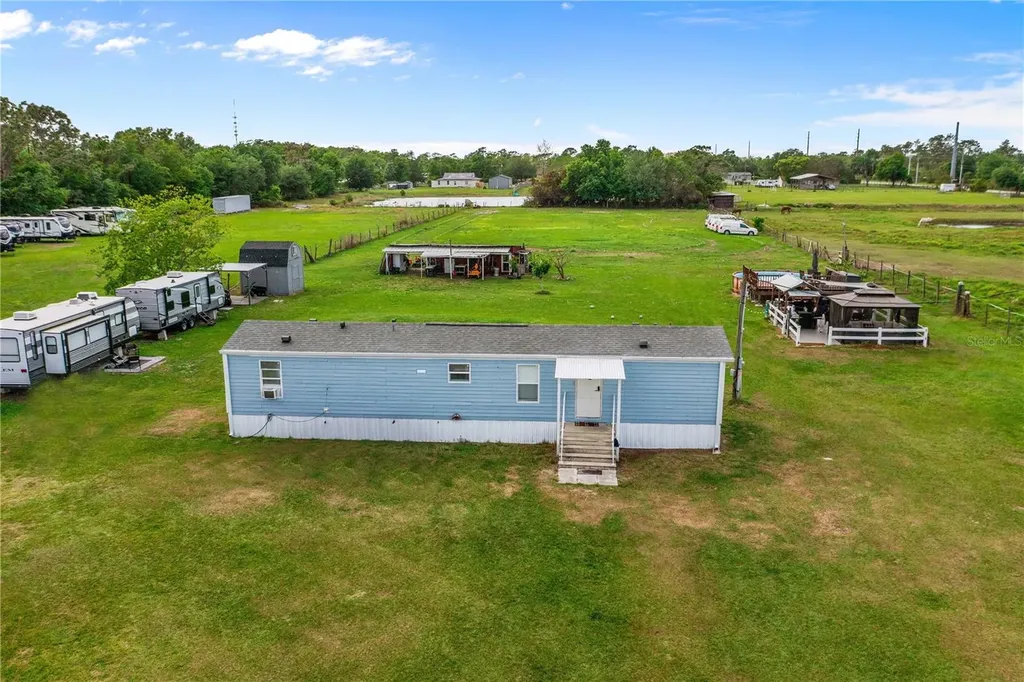 3834 Hixon Avenue St Cloud FL 34772