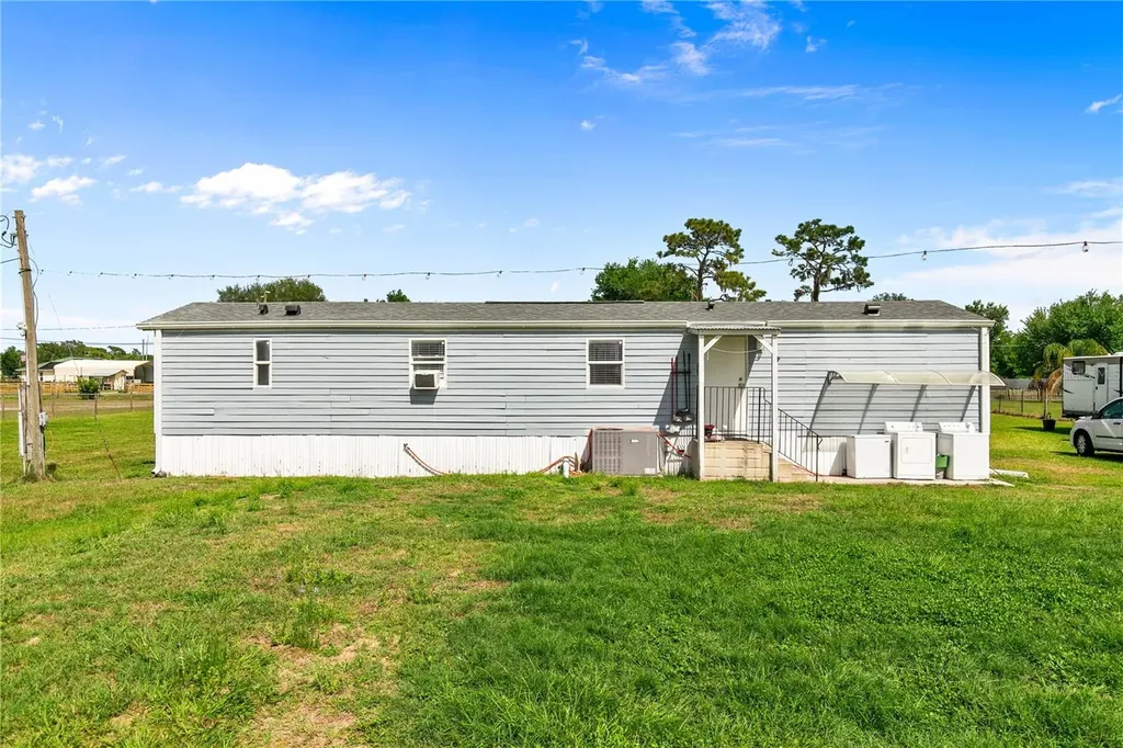 3834 Hixon Avenue St Cloud FL 34772