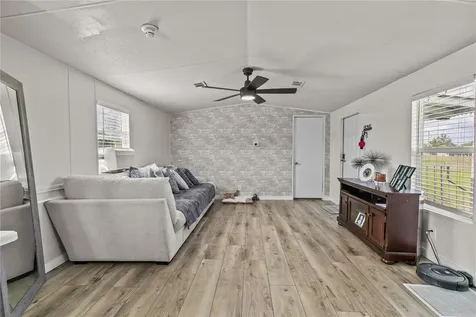 3834 Hixon Avenue St Cloud FL 34772