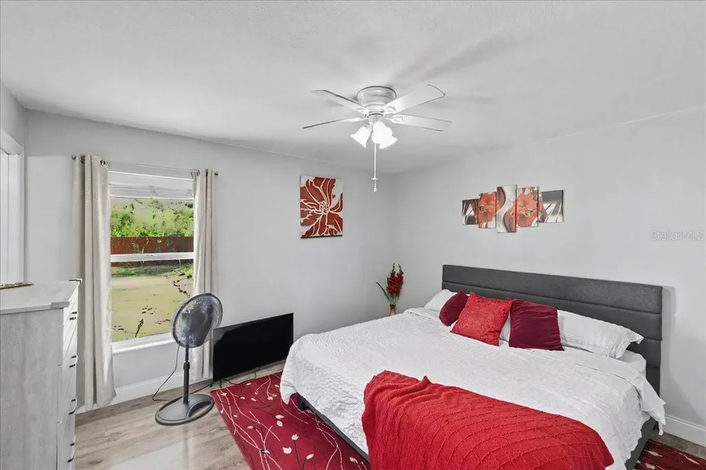 2021 India Palm Drive Edgewater FL 32141