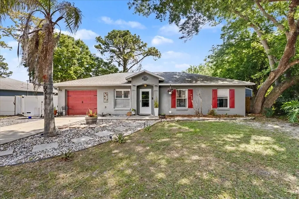 2021 India Palm Drive Edgewater FL 32141