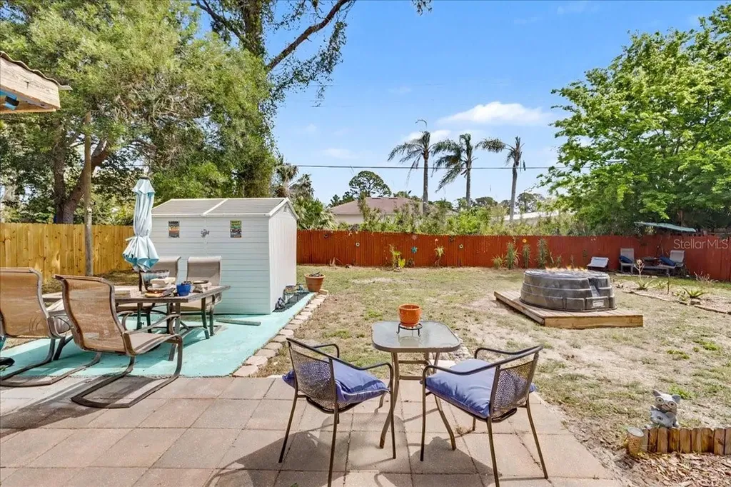 2021 India Palm Drive Edgewater FL 32141