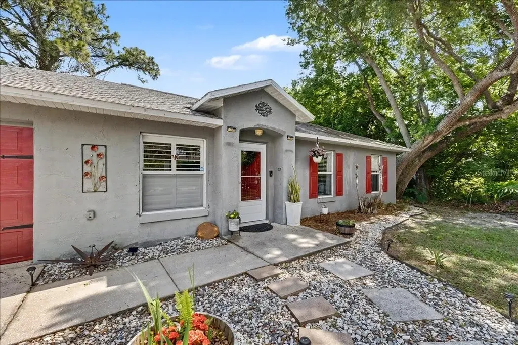 2021 India Palm Drive Edgewater FL 32141