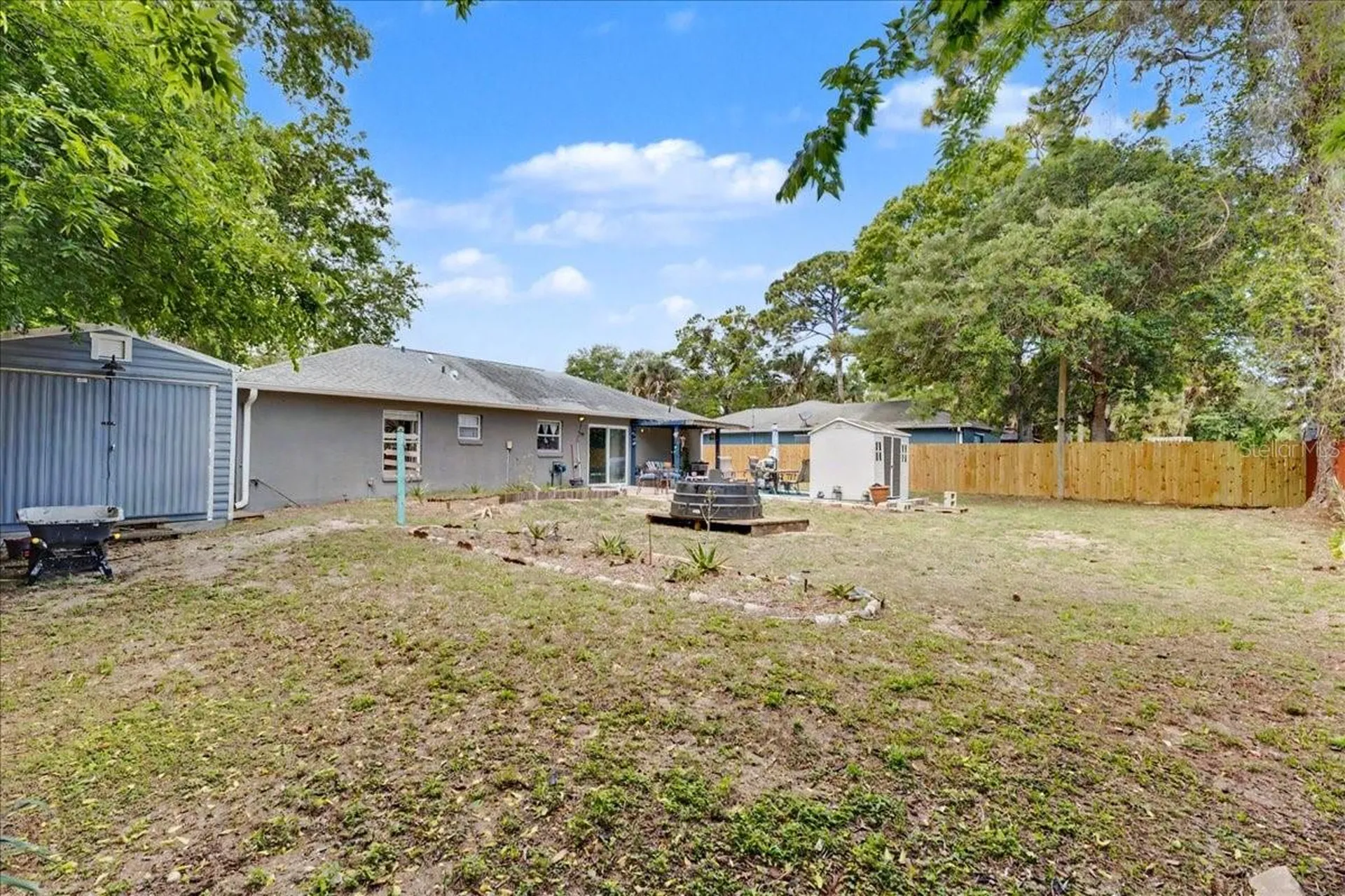 2021 India Palm Drive Edgewater FL 32141