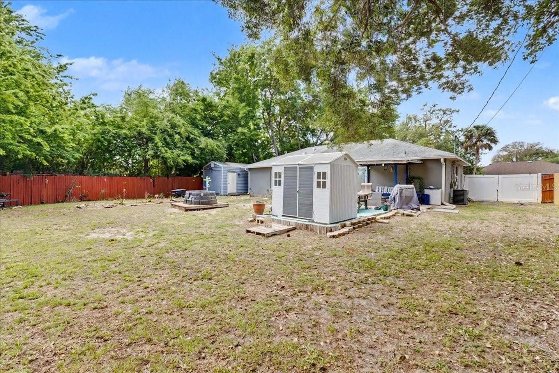 2021 India Palm Drive Edgewater FL 32141