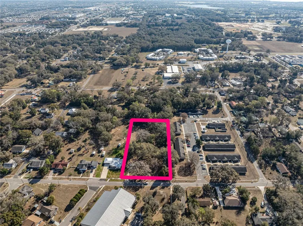100 S Old Wire Road Wildwood FL 34785