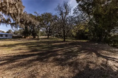 100 S Old Wire Road Wildwood FL 34785
