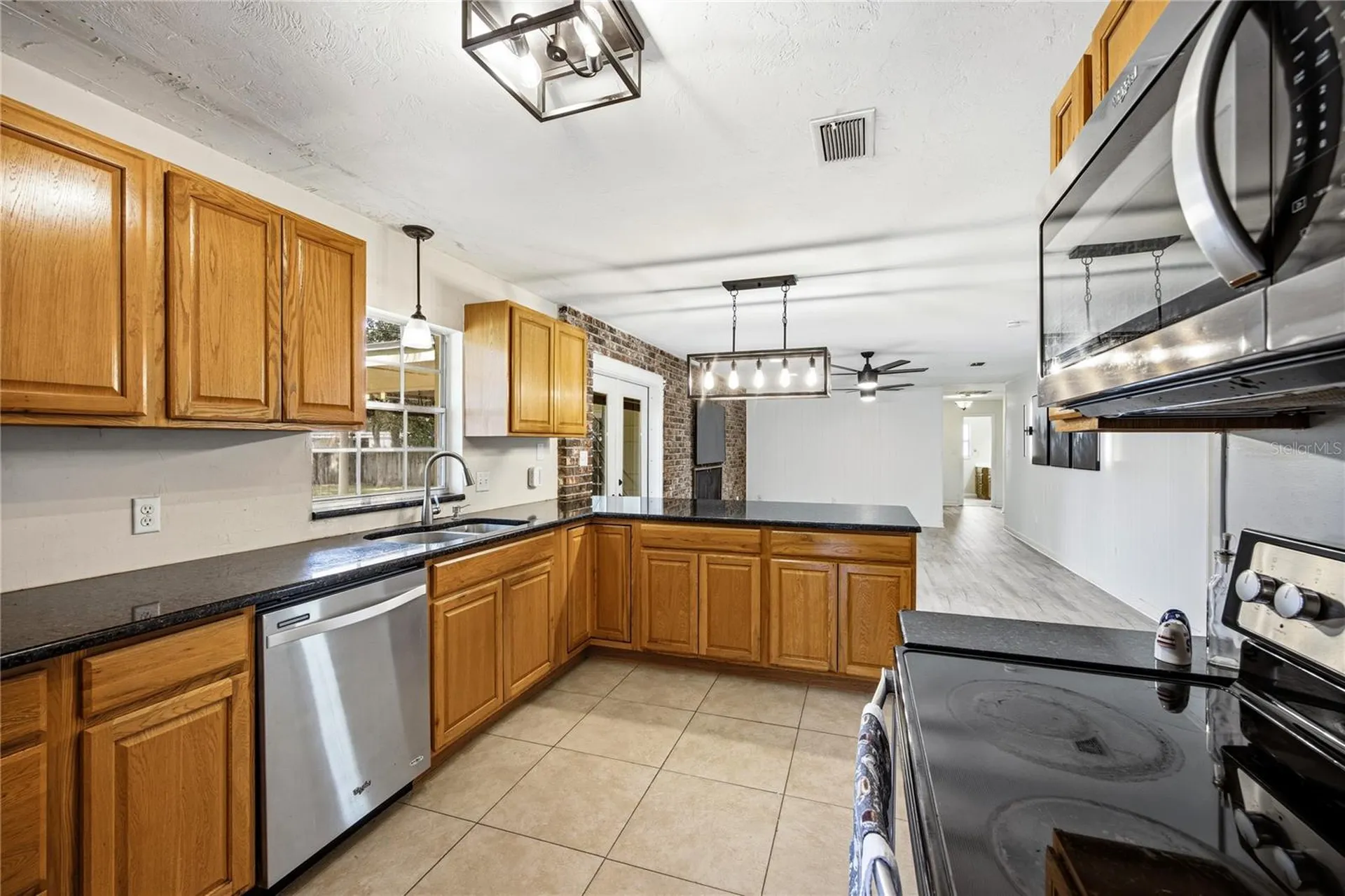 3900 NW 37th Place Gainesville FL 32606