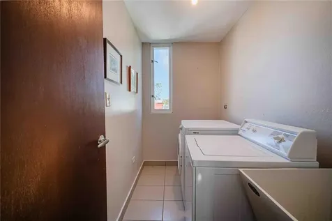 Los Altos Developmen Ciudad Jardín Gurabo Gurabo PR 00777