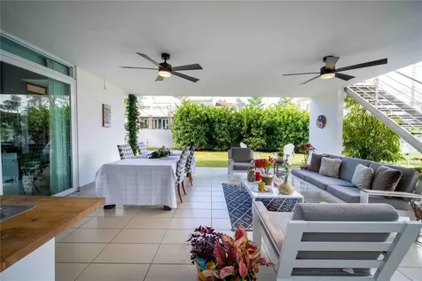 Los Altos Developmen Ciudad Jardín Gurabo Gurabo PR 00777