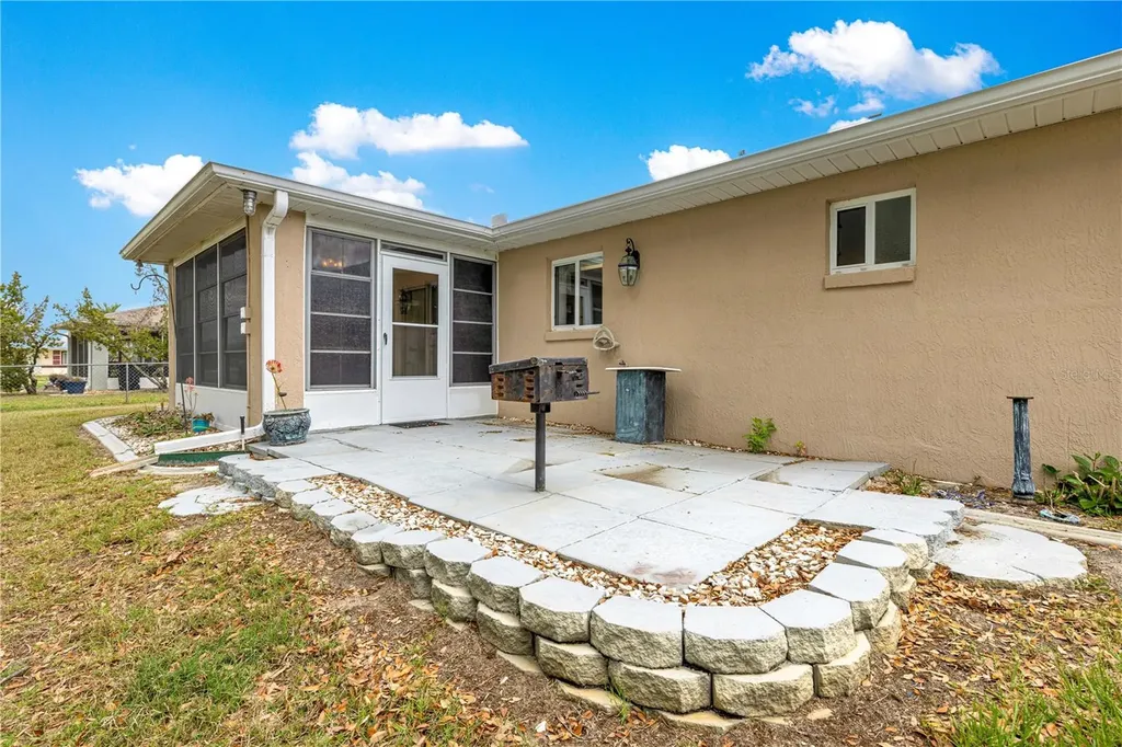 9840 SW 63 Court Ocala FL 34476
