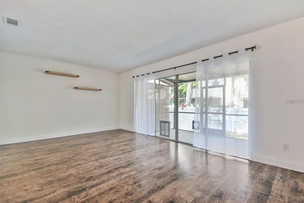 4717 W Vasconia Street Tampa FL 33629