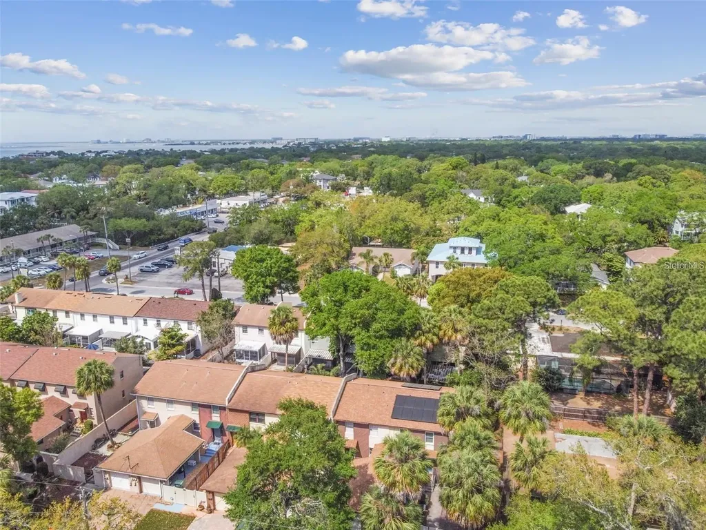 4717 W Vasconia Street Tampa FL 33629