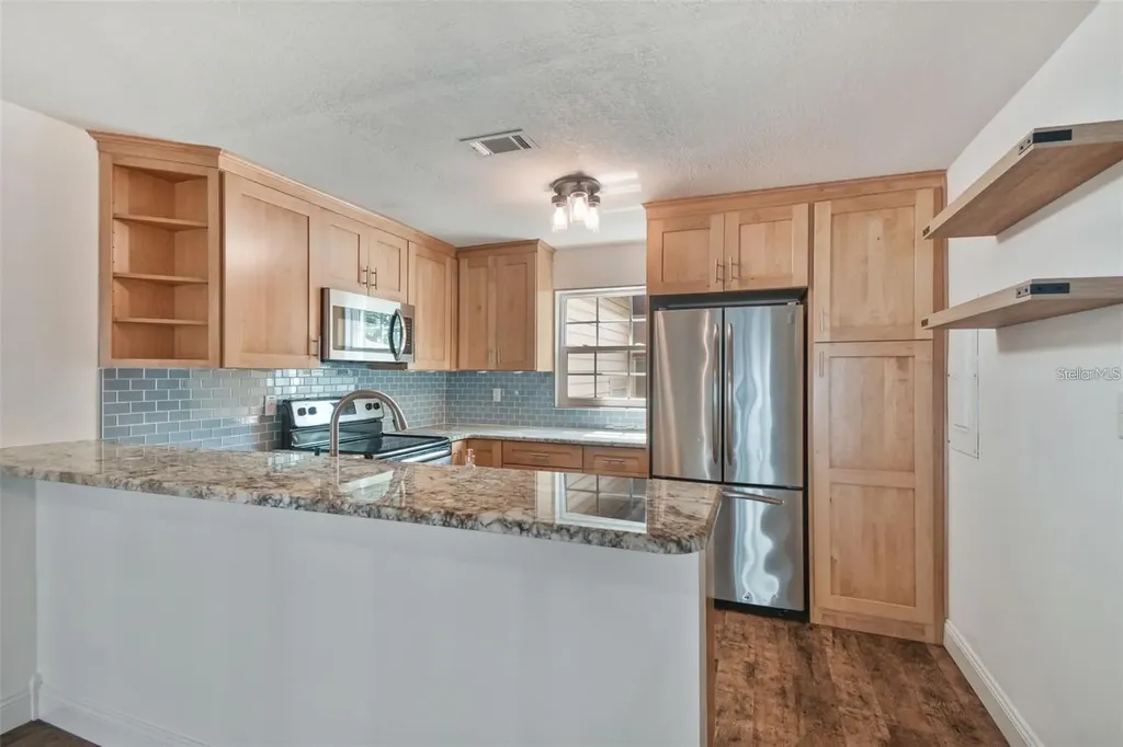 4717 W Vasconia Street Tampa FL 33629