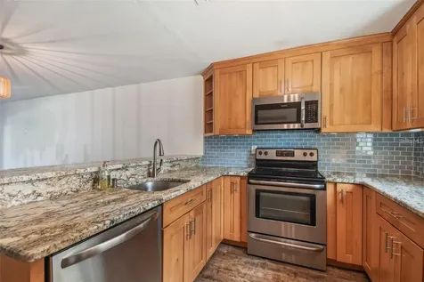 4717 W Vasconia Street Tampa FL 33629