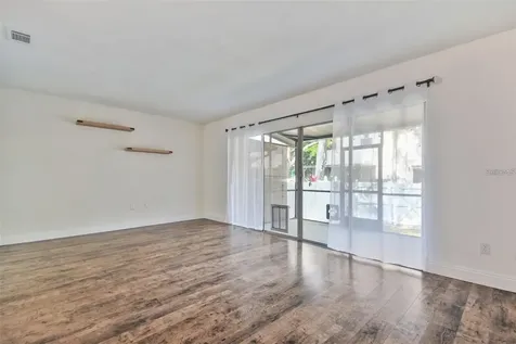 4717 W Vasconia Street Tampa FL 33629