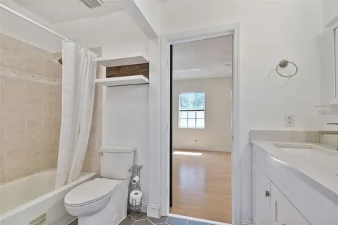 4717 W Vasconia Street Tampa FL 33629