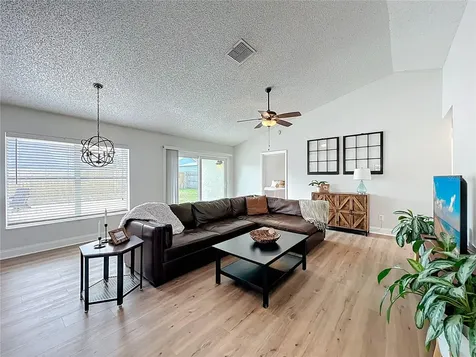 1433 Pon Pon Court Orlando FL 32825