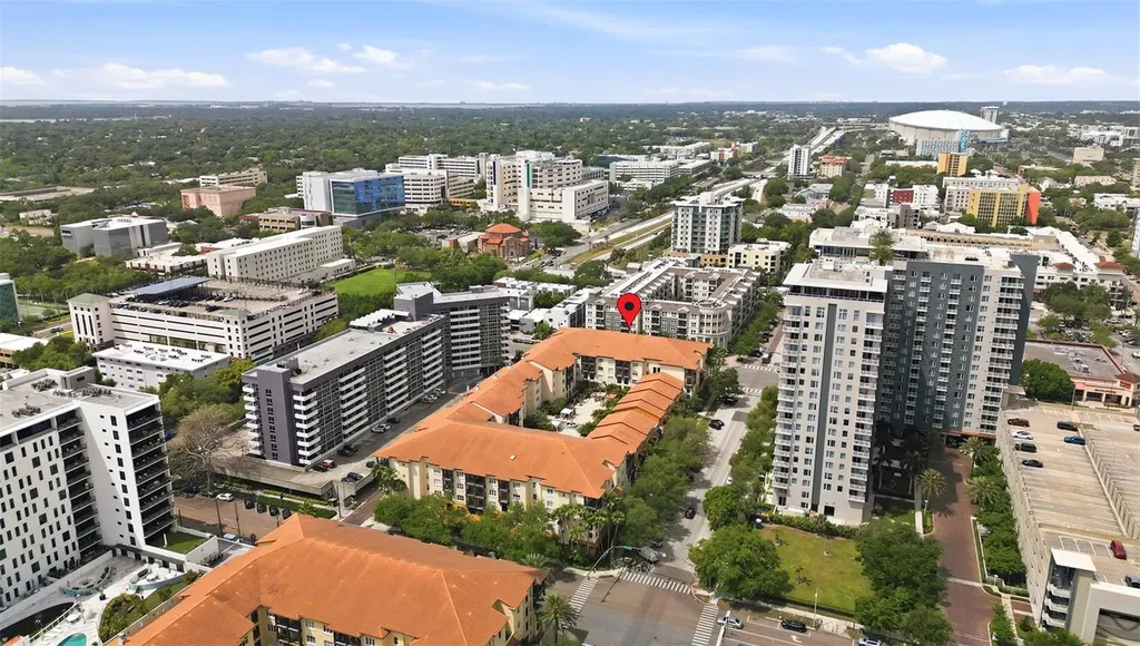 200 4th Avenue S St Petersburg FL 33701