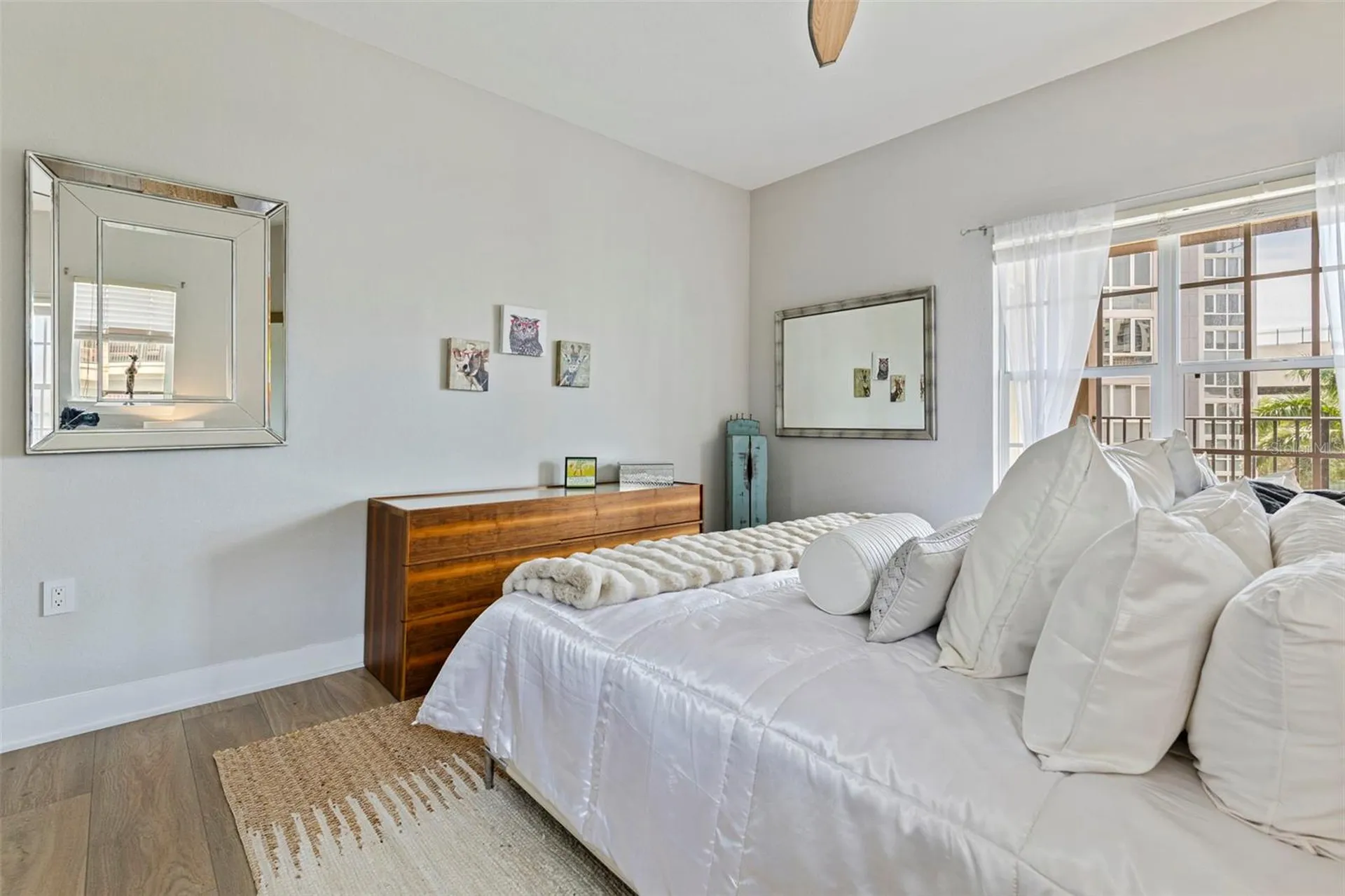 200 4th Avenue S St Petersburg FL 33701
