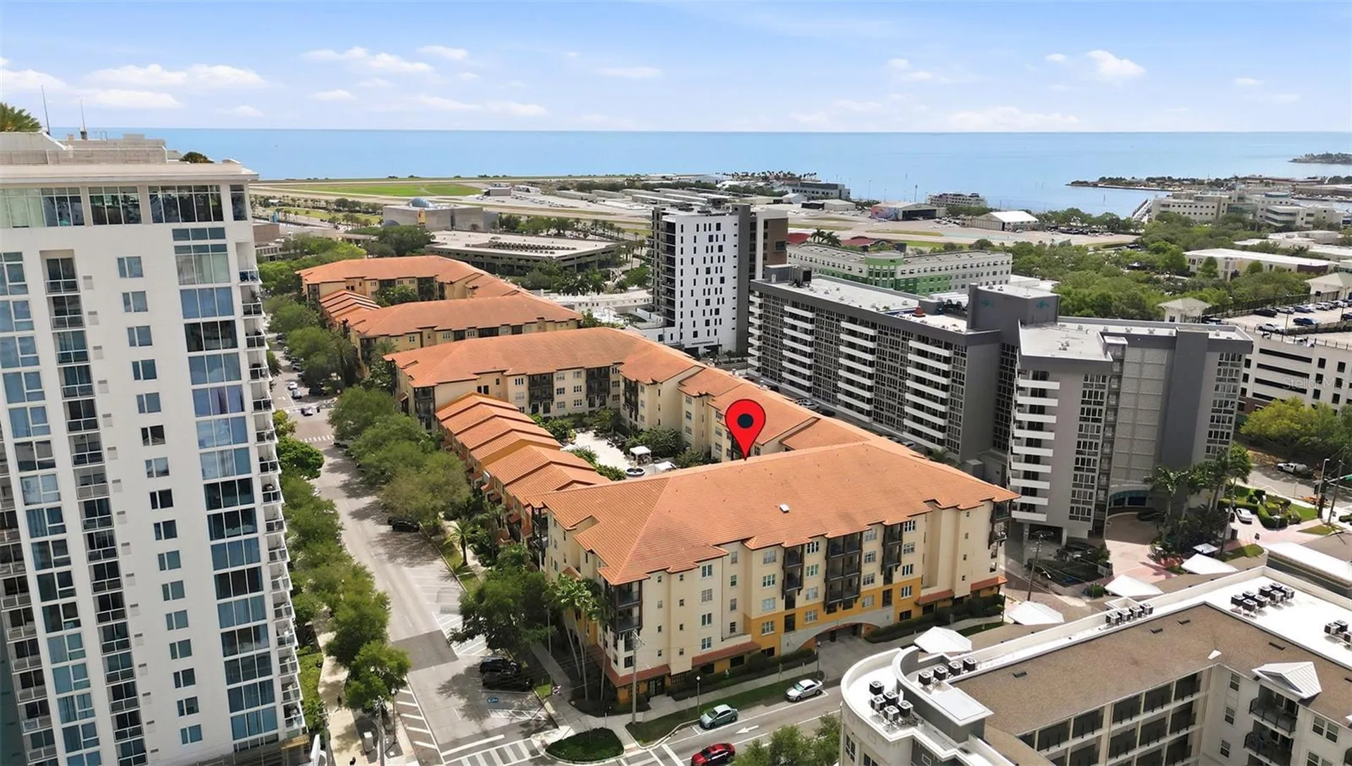 200 4th Avenue S St Petersburg FL 33701