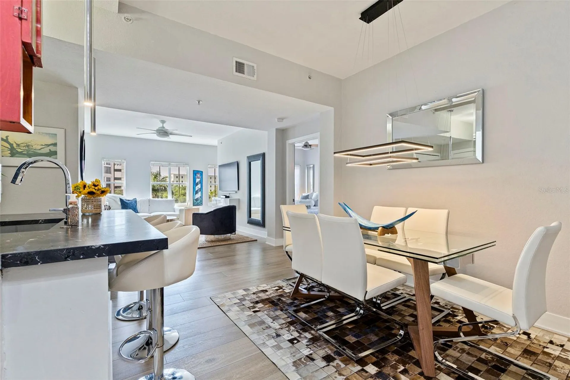 200 4th Avenue S St Petersburg FL 33701