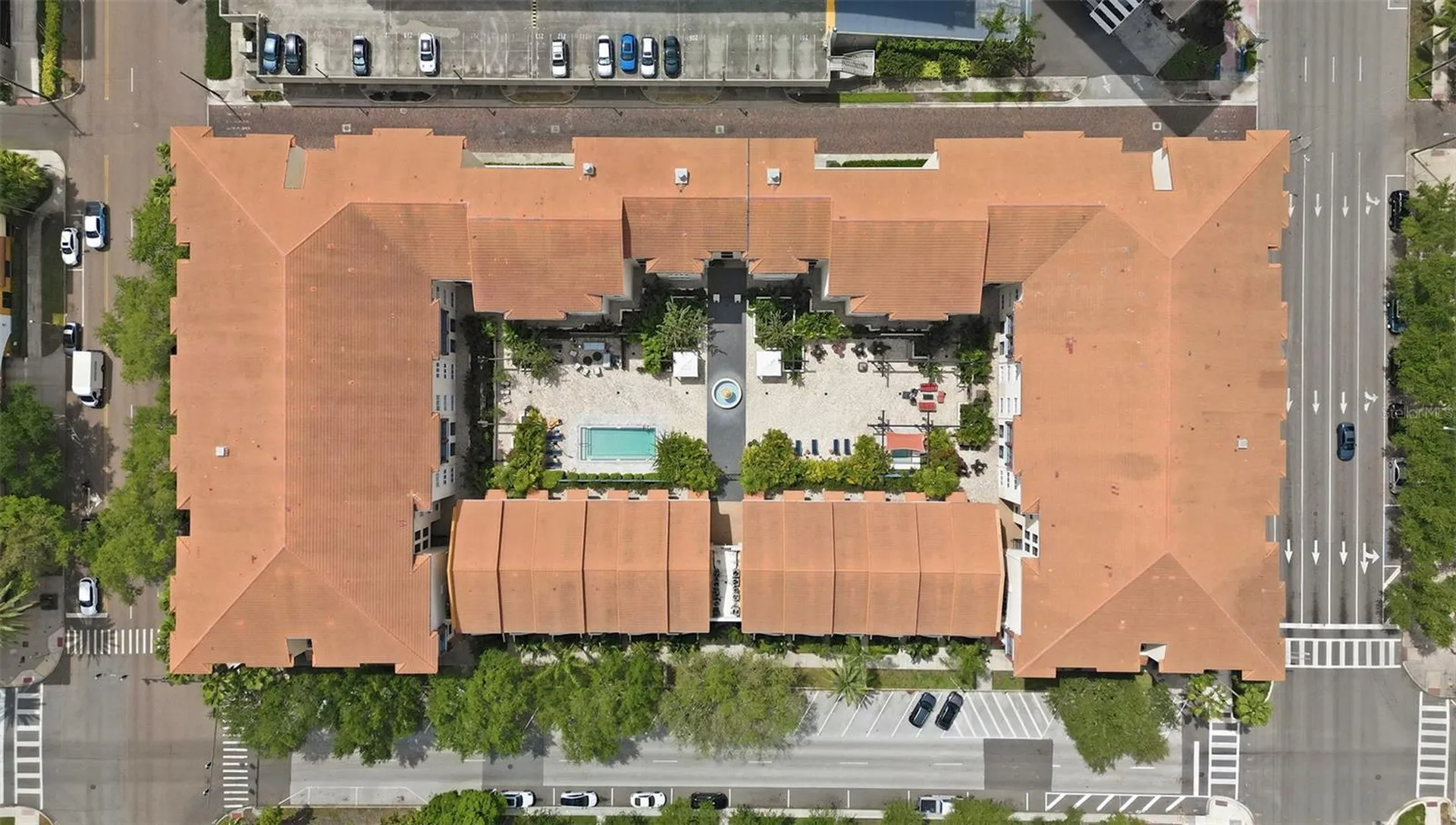 200 4th Avenue S St Petersburg FL 33701