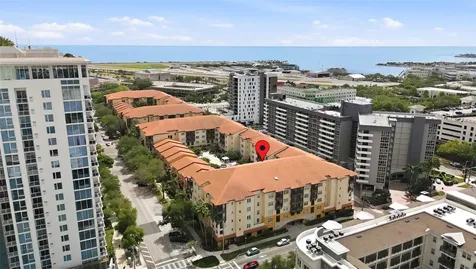 200 4th Avenue S St Petersburg FL 33701