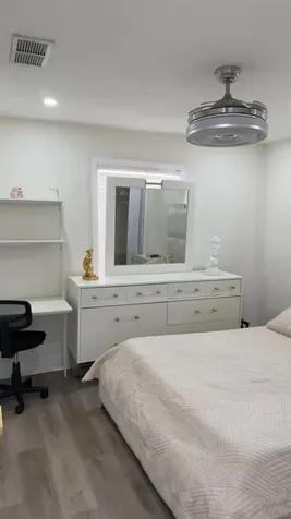 2109 E Navajo Avenue Tampa FL 33612